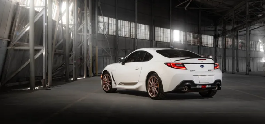نسخه های خاص و نوستالژیک سوبارو WRX و BRZ معرفی شدند. ادای احترام به کدهای شاسی بلند