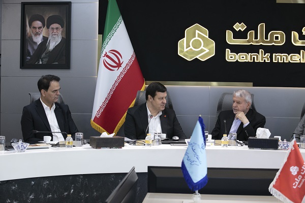 تشکر وزیر میراث فرهنگی از بانک ملت/ تاکید بر تقویت همکاری ها در زیرساخت های گردشگری
