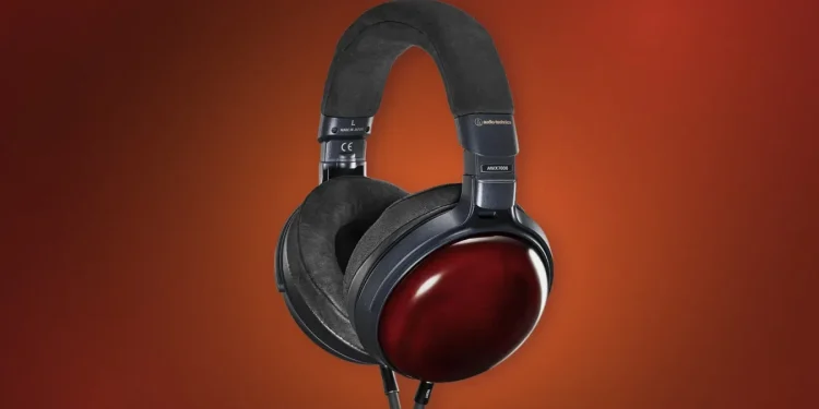 شاهکار 3800 دلاری Audio Technica; هدفون چوبی ATH-AWX7000 رونمایی شد 1 شاهکار ۳۸۰۰ دلاری آدیو تکنیکا؛ هدفون چوبی ATH-AWX7000 رونمایی شد