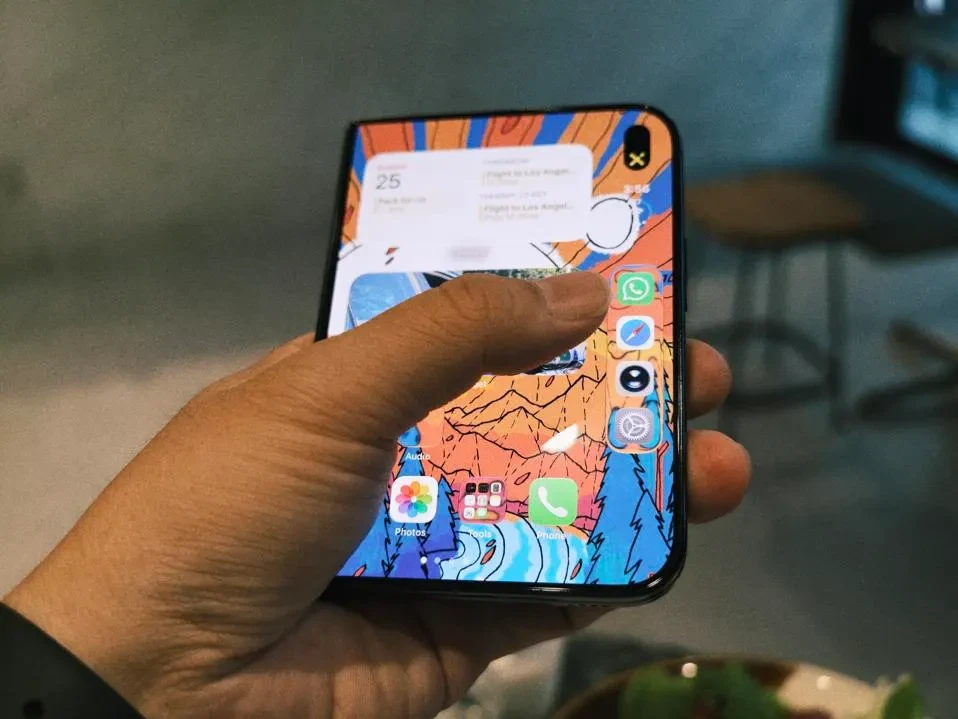 بررسی اولیه iPhone Duo پس از 4 روز استفاده در دنیای واقعی: نقاط قوت و ضعف اولین تلفن تاشو اپل 4