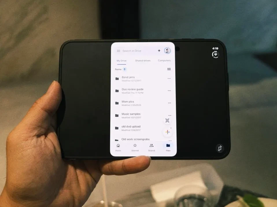 بررسی اولیه iPhone Duo پس از 4 روز استفاده در دنیای واقعی: نقاط قوت و ضعف اولین تلفن تاشو اپل