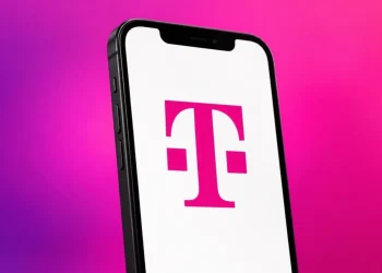 طرح های جدید T-Mobile به شما این امکان را می دهد که به جای بسته های ثابت، مزایای دلخواه خود را انتخاب کنید. 13 طرح های جدید تی-موبایل (T-Mobile) به شما اجازه می دهد به جای بسته های ثابت، مزایای دلخواه خود را انتخاب کنید