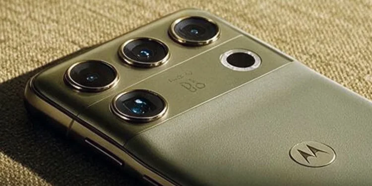 افزایش قیمت تکان دهنده پرچمدار جدید موتورولا; قیمت بالقوه Motorola Signature 27 ناامید کننده است 1 افزایش قیمت شوکهکننده پرچمدار جدید موتورولا؛ قیمت احتمالی موتورولا Signature 27 ناامیدکننده است 1