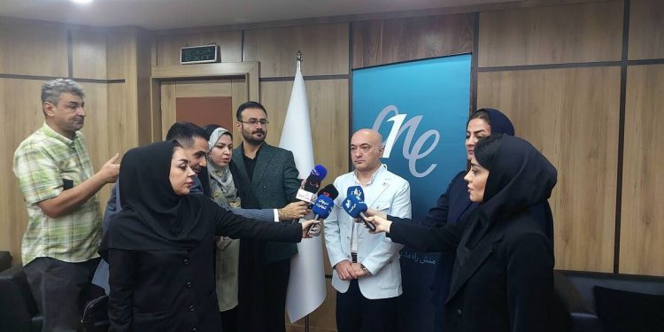 آغاز پلاک‌گذاری خودروهای دات‌وان تریپ در فرودگاه امام جولان تاکسی‌ها