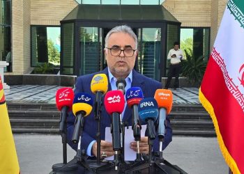 آیین استقبال از سفیر همدلی صنعت برق ایران در هرمزگان