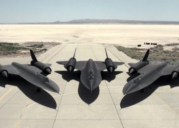 احیای افسانه ای SR-71 Blackbird پس از 27 سال 2 احیای هواپیمای افسانهای SR-71 بلکبرد پس از ۲۷ سال