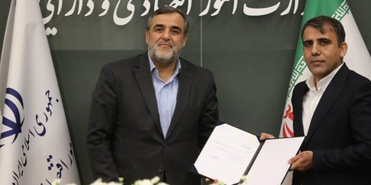 استقبال معاون وزیر امور اقتصادی و دارایی از عملکرد بانک