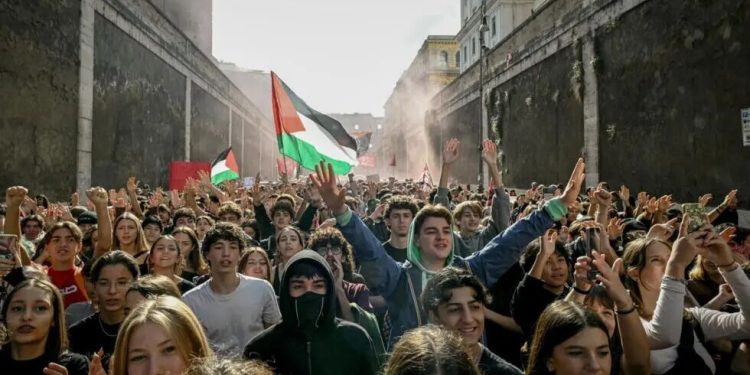 اعتراض هزاران ایتالیایی به افزایش هزینه‌های زندگی