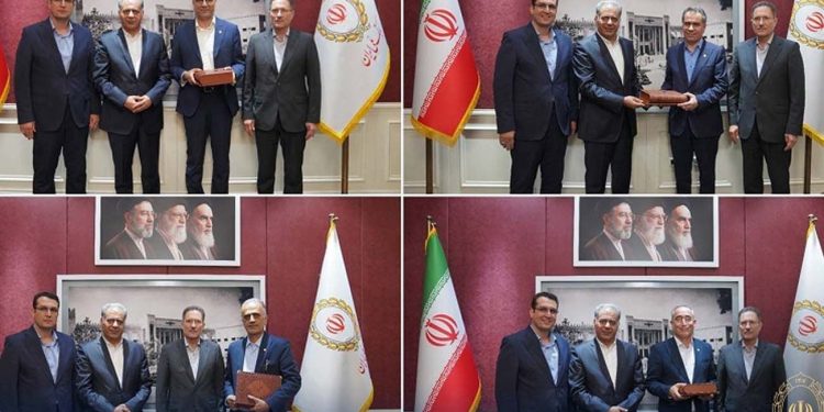 انتصاب مدیران جدید حوزه های چهارگانه امور شعب/ اکبری: چابکی و بهره وری اولویت بانک ملی ایران است. 1 انتصاب مدیران جدید حوزه های چهارگانه امور شعب اکبری چابکی