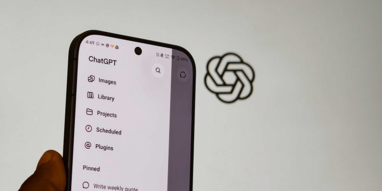 با تغییر تنظیمات در ChatGPT از دریافت پاسخ های کلی و تکراری خودداری کنید 1 Close-up of a hand holding a smartphone showing the ChatGPT app menu with items like Images, Library, Projects, and Plugins on a white background logo to the right.