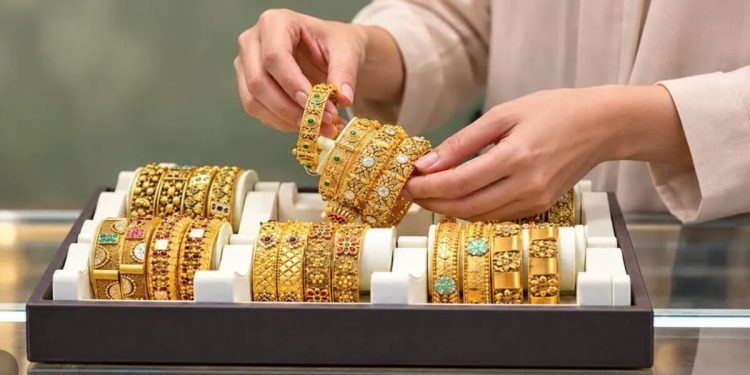 بازگشت درخشش طلا با تضعیف دلار 1 بازگشت درخشش طلا با تضعیف دلار