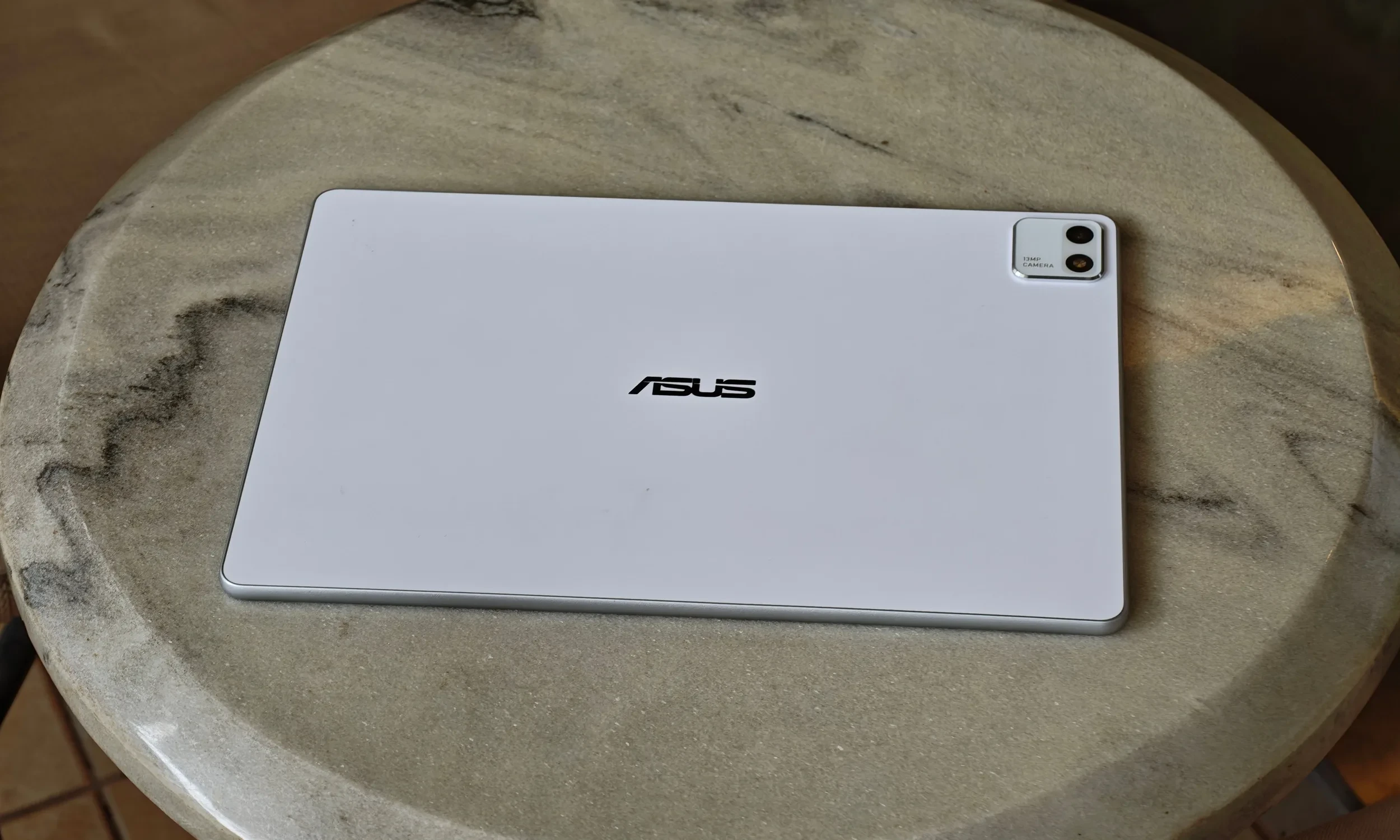 بررسی تبلت ایسوس پد (ASUS Pad); یک صفحه نمایش OLED شگفت انگیز که پتانسیل واقعی آن دست نخورده باقی می ماند 9 بررسی تبلت ایسوس پد (ASUS Pad); یک صفحه نمایش OLED شگفت انگیز که پتانسیل واقعی آن دست نخورده باقی می ماند