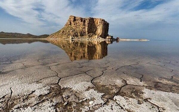 تراز دریاچه ارومیه ۱۱۰سانتی متر افزایش یافت 1 تراز دریاچه ارومیه ۱۱۰سانتی متر افزایش یافت