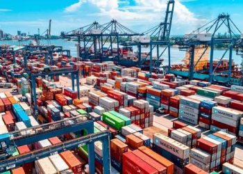 تعاونی‌های مرزنشین خواف ۴۶۰ هزار دلار کالا صادر کردند