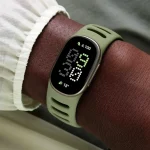 ردیاب ورزشی Fitbit Edge گوگل منتشر شد دستبند سلامتی یا
