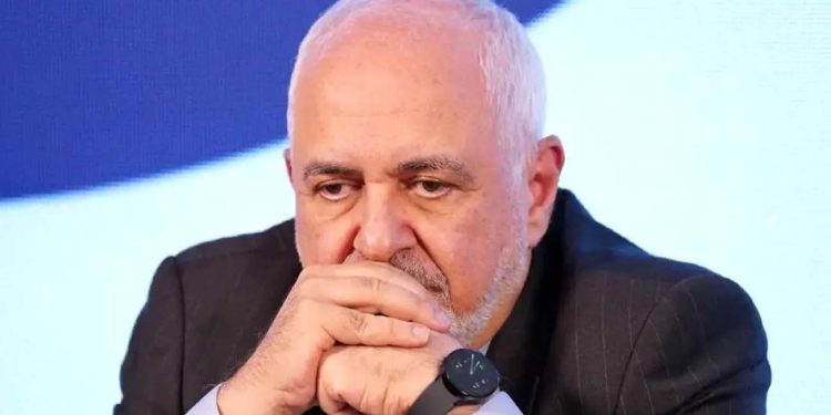 ظریف نسبت به جهت گیری ایران به سمت شرق هشدار داد. همه راه ها را نبندید 1 ظریف نسبت به جهت گیری ایران به سمت شرق هشدار