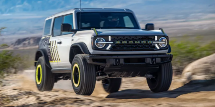 فورد برونکو RTR 2027 با قیمت پایه کمتر از 53000