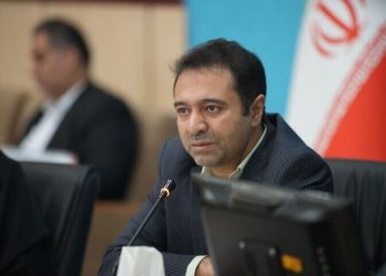 فولادیان سال ۱۴۳۰ یک سوم جمعیت ایران سالمند است