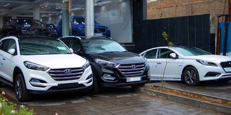 قیمت خودروهای خارجی امروز ۴ آبان؛ تویوتا کرولا، کیا اسپورتیج و هیوندای توسان چند شدند؟ 1 قیمت خودروهای خارجی امروز ۴ آبان؛ تویوتا کرولا، کیا اسپورتیج