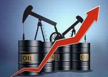 قیمت نفت برنت به ۱۰۲ دلار رسید