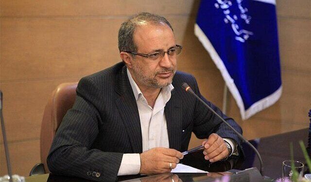 معاون وزیر صمت ظرفیت تولید فولاد کشور به ۶۰ میلیون