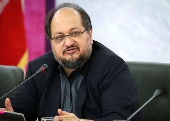 نشست ارزیابی فنی طرح‌های هلدینگ خلیج فارس با حضور محمد