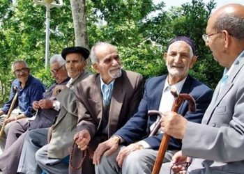 نشست سران قوا برای معیشت کارگران و بازنشستگان 13 نشست سران قوا برای معیشت کارگران و بازنشستگان