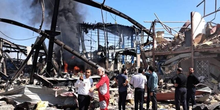 پرداخت ۲۷۰ میلیارد ریال به خسارت‌دیدگان جنگ ۴۰ روزه در