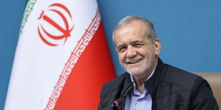 پزشکیان سیاست سالمندی باید به یک برنامه ملی، پیش‌نگر و