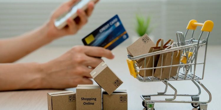 ۷ اشتباه پرهزینه در خرید اینترنتی دارو؛ راهنمای انتخاب داروخانه